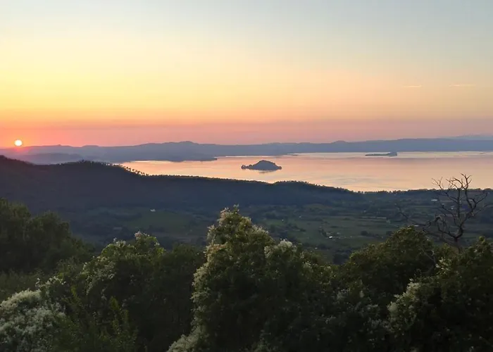 Un Giardino Sul Lago